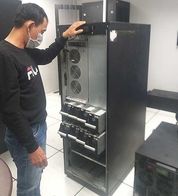 Đổi UPS đã qua sử dụng sang UPS mới uy tín