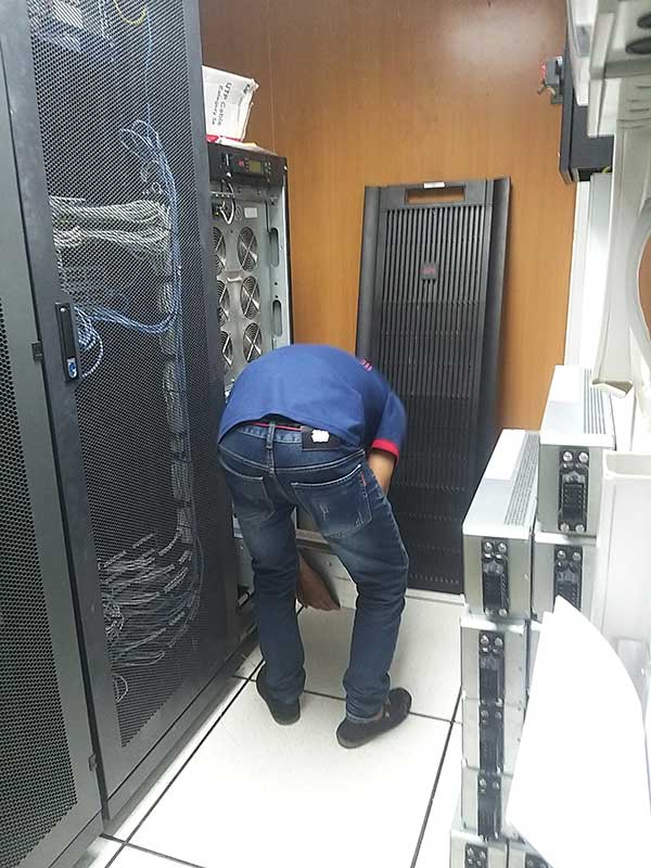 Sửa chữa bộ lưu điện UPS APC